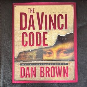 The DaVinci Code by Dan Brown Hardcover Novel Special Illustrated Edition